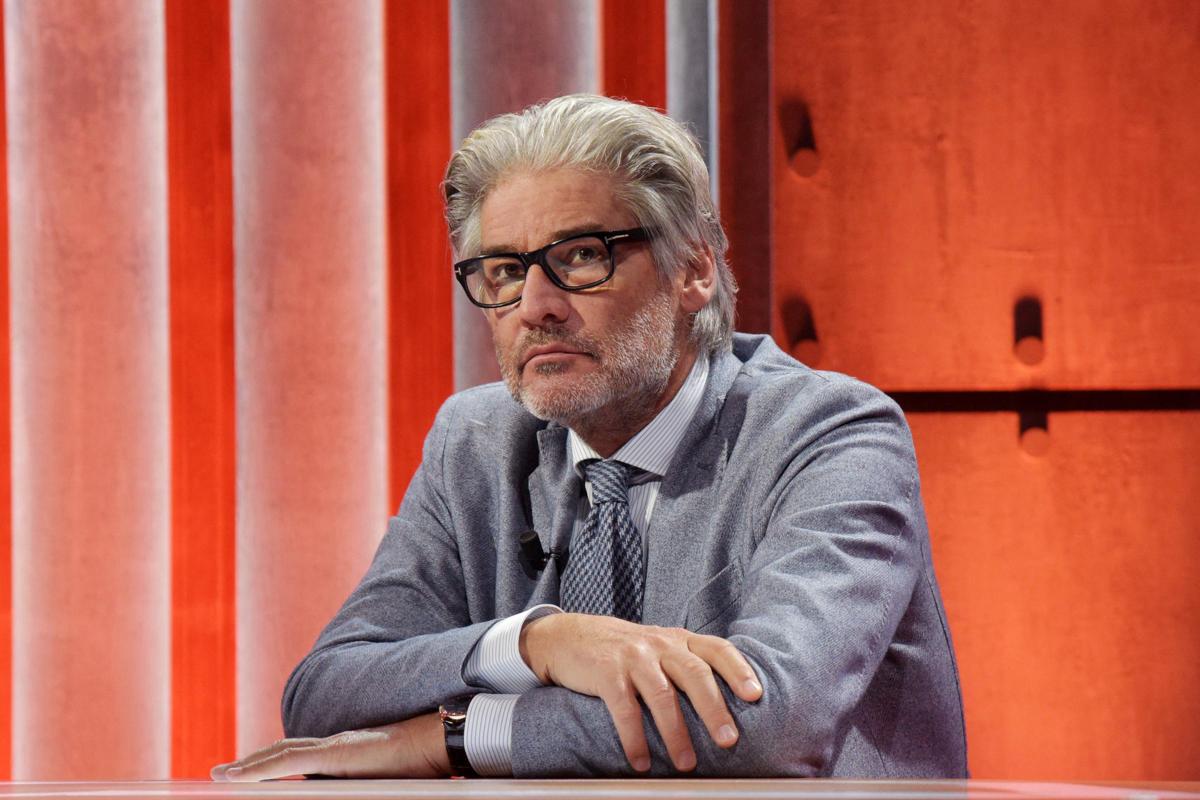 Ascolti tv: Del Debbio sfiora il 6%. Rai2 sprofonda: Anni 20 è un flop Ascolti tv: Del Debbio sfiora il 6%. Rai2 sprofonda: Anni 20 è un flop