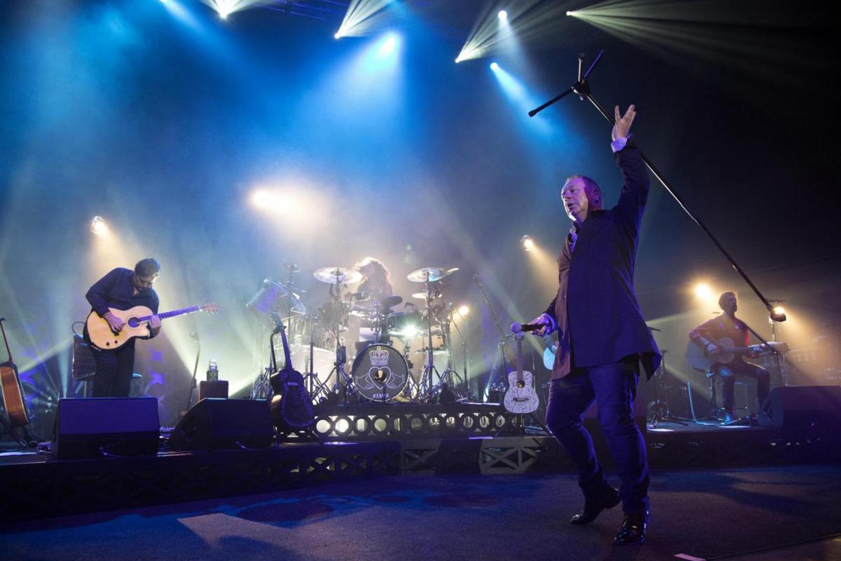 Simple Minds in Italia nel 2022: ecco le date ufficiali del tour Simple Minds in Italia nel 2022: ecco le date ufficiali del tour