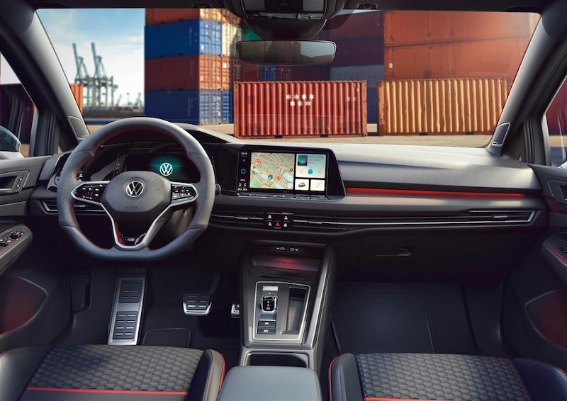 Golf GTI Clubsport 45 e GTI disponibili in Italia con cambio manuale