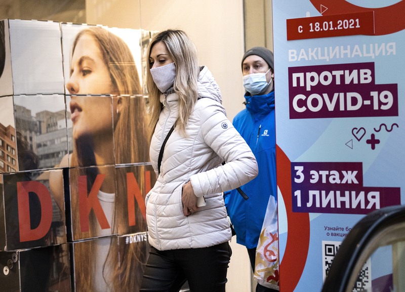 Coronavirus, campagna vaccinazione a rilento in Russia: incentivi economici per gli over 60 Coronavirus, campagna vaccinazione a rilento in Russia: incentivi economici per gli over 60
