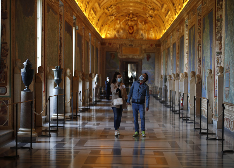 Coronavirus, riaprono i Musei Vaticani Coronavirus, riaprono i Musei Vaticani