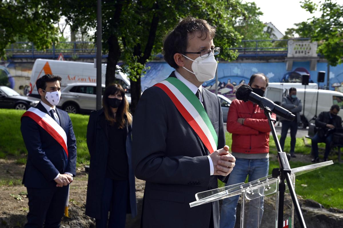 Milano, un ponte intitolato a Crepax Milano, un ponte intitolato a Crepax