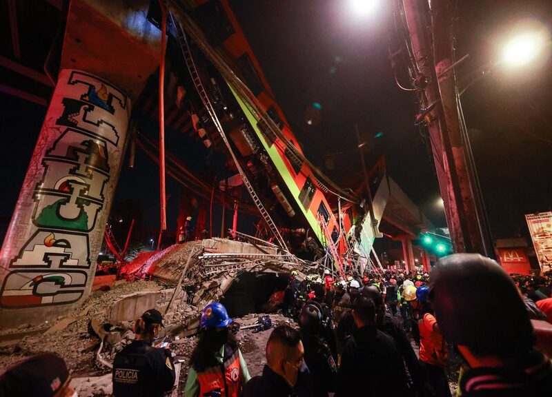 Città del Messico, crolla un ponte al passaggio della metro: morti e feriti Città del Messico, crolla un ponte al passaggio della metro: morti e feriti