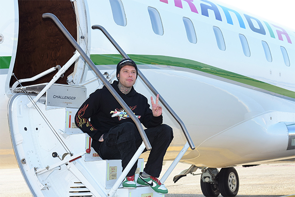 Rai, Santoro sta con Fedez. “Una palude. Finiti i tempi de La Piovra e Biagi”