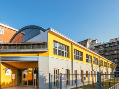 Baranzate: ex capannone trasformato in un hub di servizi sociali