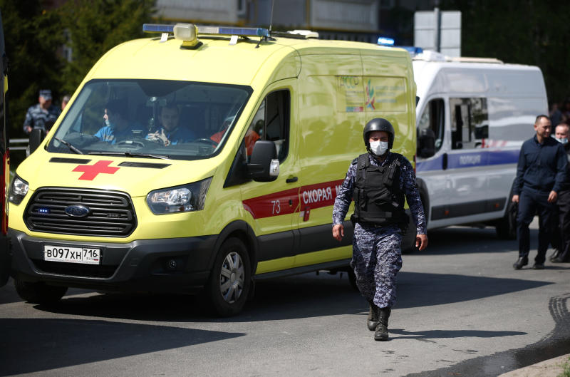 Russia, strage in una scuola. 11 vittime tra studenti e insegnanti, 32 feriti Russia, strage in una scuola. 11 vittime tra studenti e insegnanti, 32 feriti