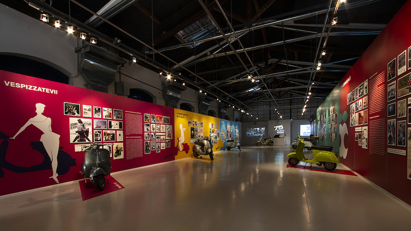 Al Museo Piaggio, va in scena “Vespizzatevi 75 anni di successi e ripartenze”. Al Museo Piaggio, va in scena “Vespizzatevi 75 anni di successi e ripartenze”.