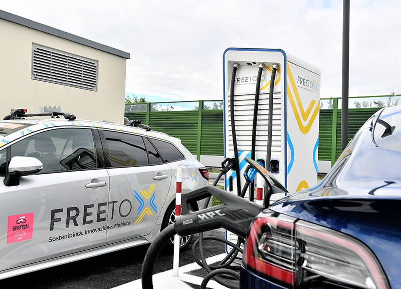 Aspi, al via la mobilità elettrica sulla rete autostradale con Free to X Aspi, al via la mobilità elettrica sulla rete autostradale con Free to X