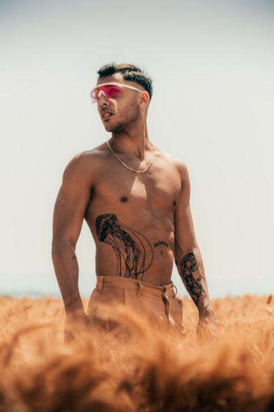Nova, il giovane cantante ad Affari: “Punto sulla qualità non sul personaggio”