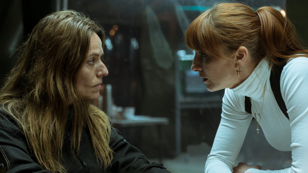 Netflix: Najwa Nimri da “La Casa di Carta” al nuovo reality show “Insiders” Netflix: Najwa Nimri da “La Casa di Carta” al nuovo reality show “Insiders”