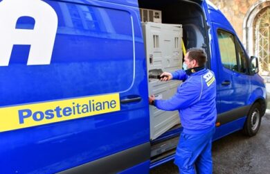 Poste Italiane, nel I trimestre utile +46% a 447 milioni