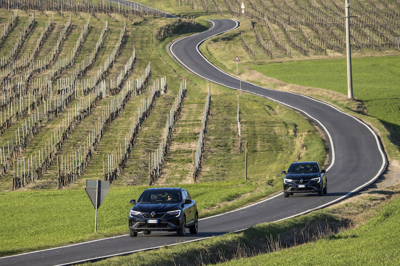 Enel X e Renault, insieme per le nuove soluzioni di ricarica integrate Enel X e Renault, insieme per le nuove soluzioni di ricarica integrate