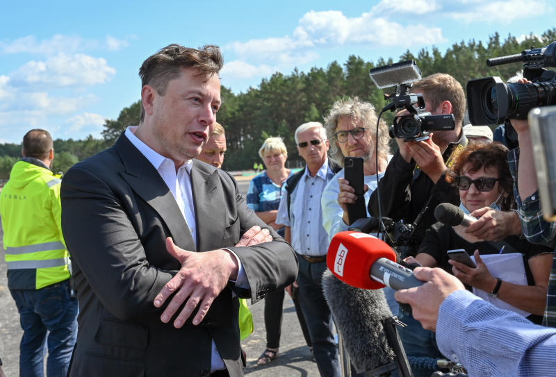 Tesla, Musk dice basta ai pagamenti in Bitcoin: “Non rispettano l’ambiente” Tesla, Musk dice basta ai pagamenti in Bitcoin: “Non rispettano l’ambiente”