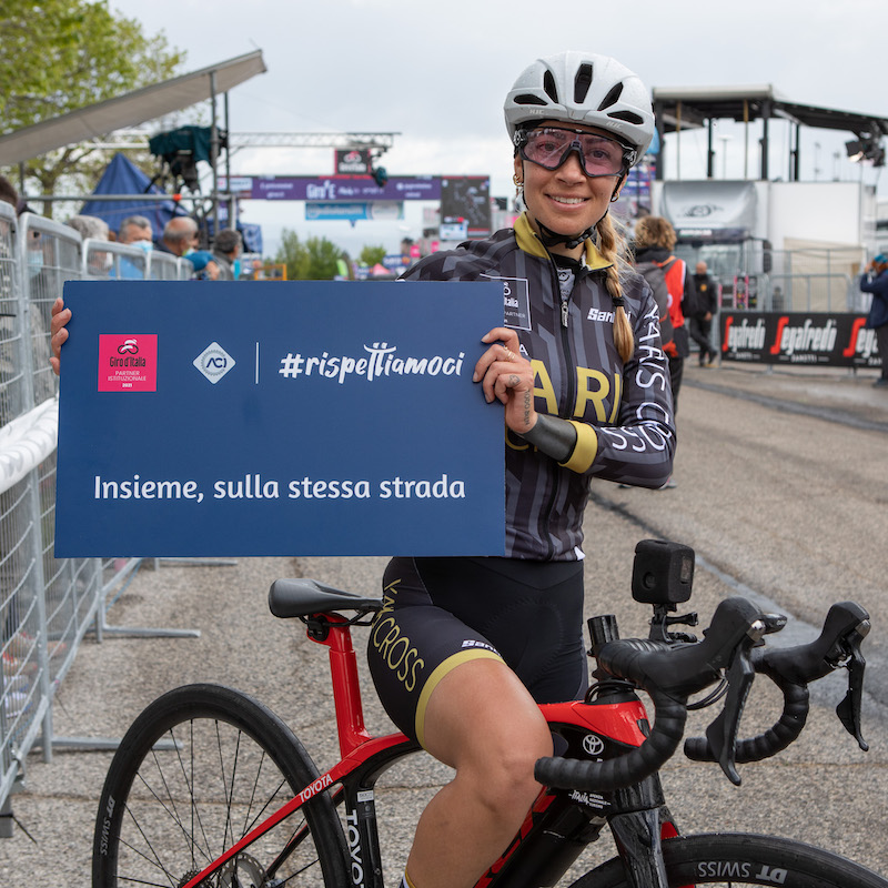 ACI protagonista al Giro d’Italia con la campagna “Rispettiamoci” ACI protagonista al Giro d’Italia con la campagna “Rispettiamoci”