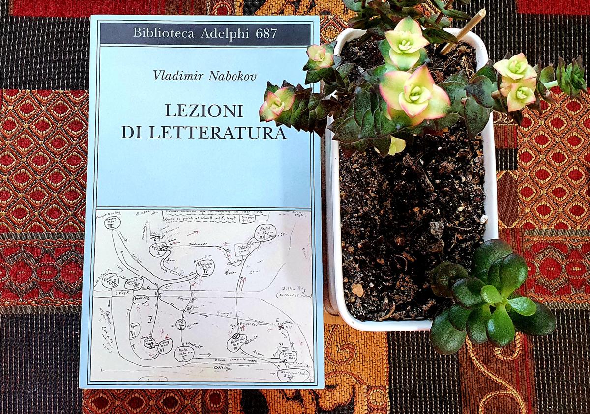 Lezioni di letteratura russa: Nabokov torna in libreria edito da Adelphi
