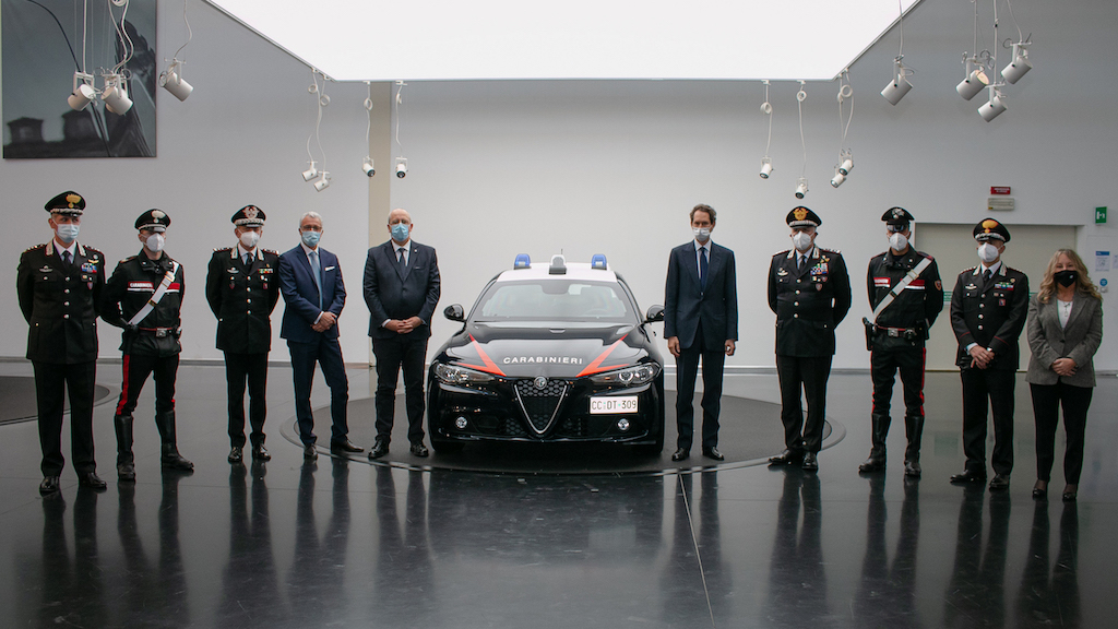 Presentata l’Alfa Romeo Giulia per l’Arma dei Carabinieri Presentata l’Alfa Romeo Giulia per l’Arma dei Carabinieri