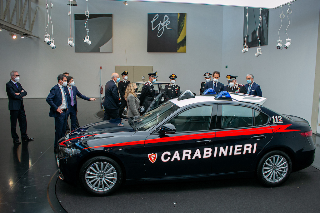 Presentata l’Alfa Romeo Giulia per l’Arma dei Carabinieri Presentata l’Alfa Romeo Giulia per l’Arma dei Carabinieri