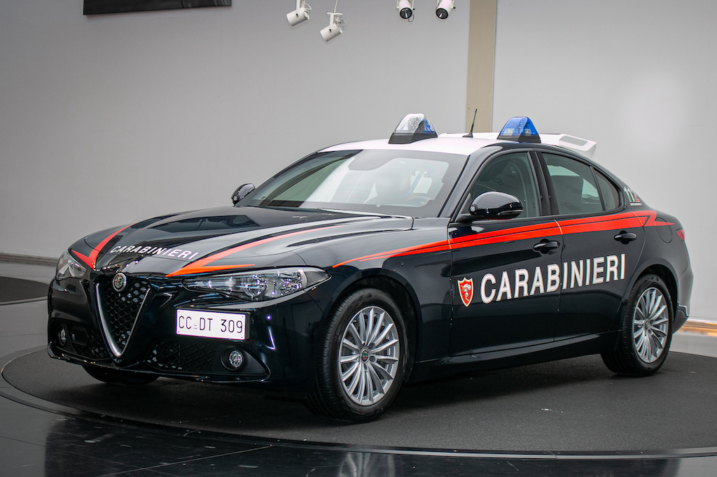 Presentata l’Alfa Romeo Giulia per l’Arma dei Carabinieri Presentata l’Alfa Romeo Giulia per l’Arma dei Carabinieri