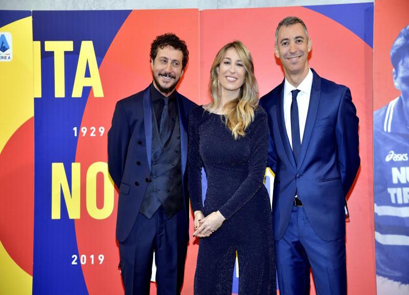 Mia Ceran: il suo podcast “The Essential” in esclusiva su Spotify Mia Ceran: il suo podcast “The Essential” in esclusiva su Spotify