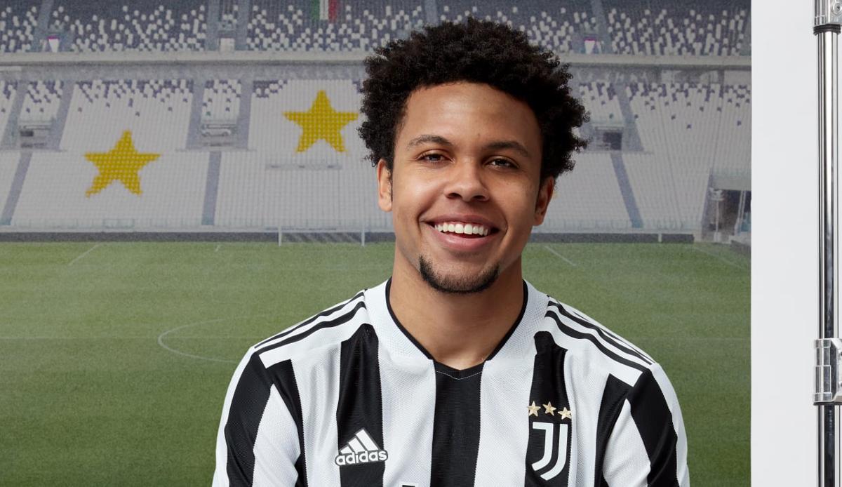 Juventus, nuova maglia 2021: indizio di mercato su Ronaldo e Dybala Juventus, nuova maglia 2021: indizio di mercato su Ronaldo e Dybala