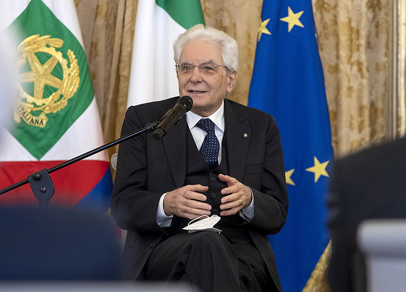 Mattarella bis al Quirinale? Ecco che cosa ha risposto il presidente. VIDEO Mattarella bis al Quirinale? Ecco che cosa ha risposto il presidente. VIDEO