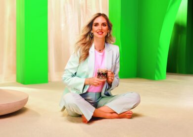 Chiara Ferragni firma una collezione per Nespresso