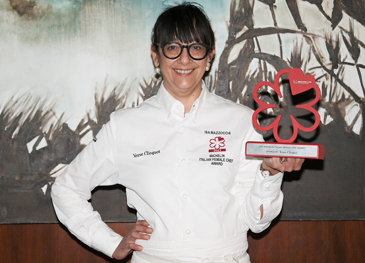 Isa Mazzocchi chef Premio Michelin Donna 2021 by Veuve Clicquot. Isa Mazzocchi chef Premio Michelin Donna 2021 by Veuve Clicquot.