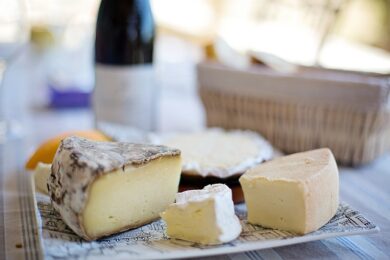 Agroalimentare, falsi Dop e Igp: sequestri per Parmigiano, arance rosse e…