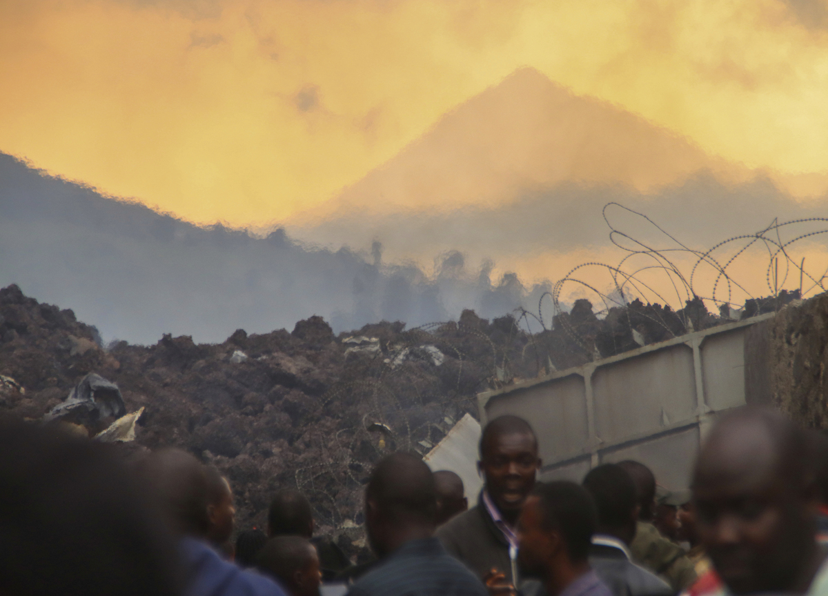 Congo, erutta il vulcano Nyiragongo: abitanti in fuga da Goma. VIDEO Congo, erutta il vulcano Nyiragongo: abitanti in fuga da Goma. VIDEO