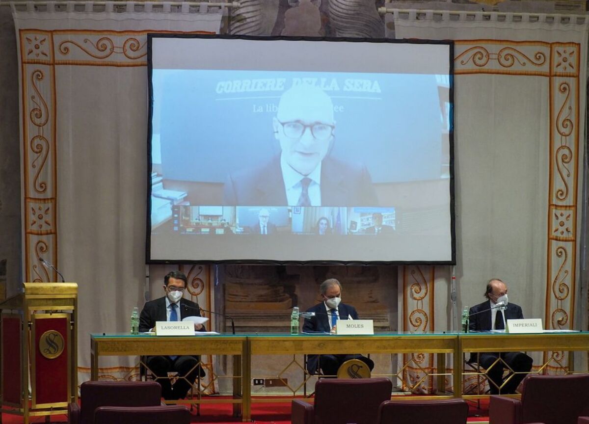 Ascolti Tv: “La corsa al nuovo oro televisivo trasforma mercato e abitudini” Ascolti Tv: “La corsa al nuovo oro televisivo trasforma mercato e abitudini”