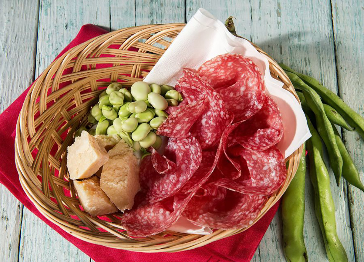 In bicicletta per scoprire i luoghi dove Citterio produce i suoi salumi In bicicletta per scoprire i luoghi dove Citterio produce i suoi salumi