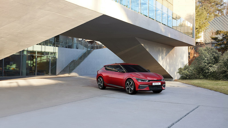 510 km di autonomia per il crossover elettrico Kia EV6 510 km di autonomia per il crossover elettrico Kia EV6