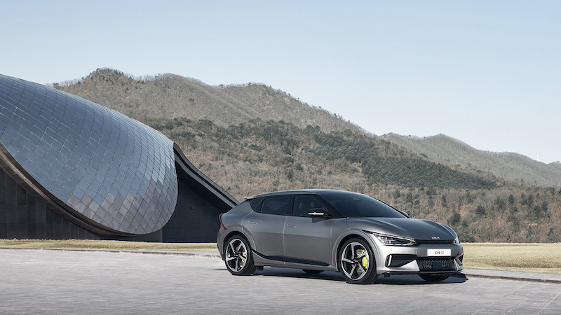 510 km di autonomia per il crossover elettrico Kia EV6 510 km di autonomia per il crossover elettrico Kia EV6
