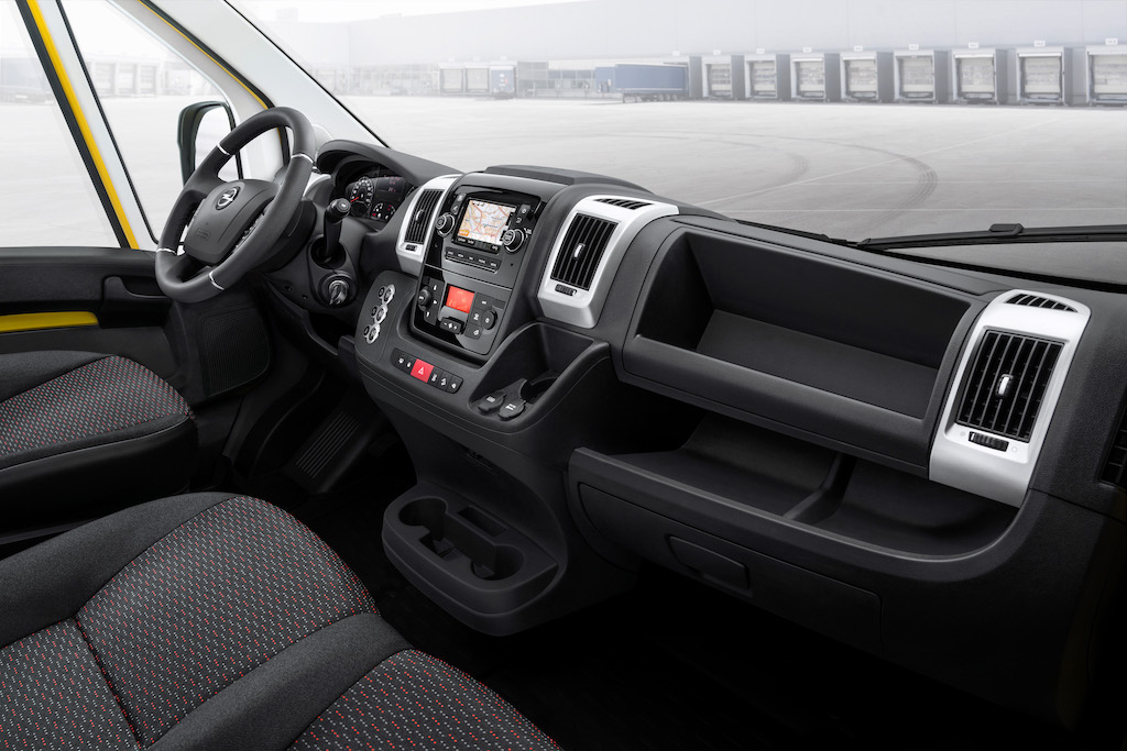 Opel presenta i nuovi Movano e Movano-e Opel presenta i nuovi Movano e Movano-e