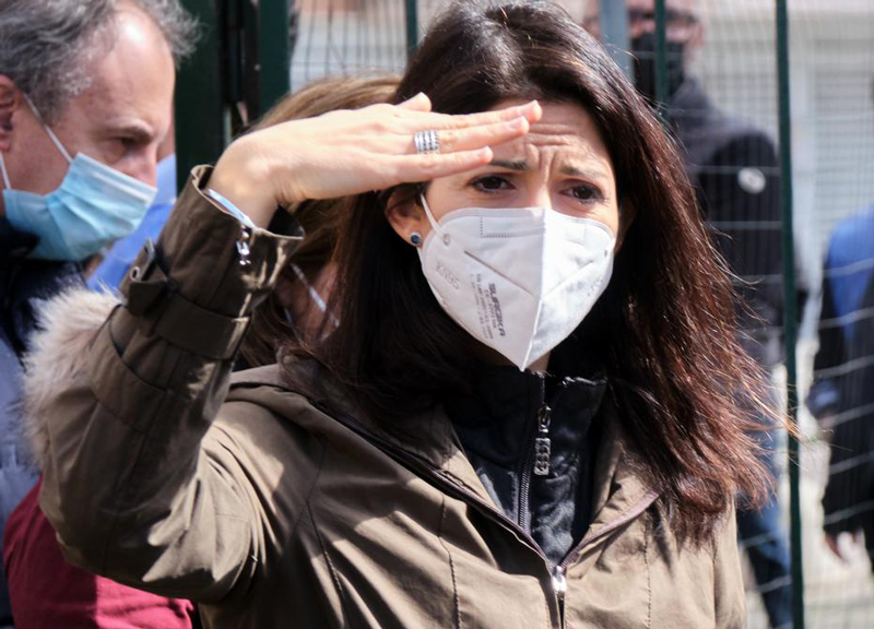 Roma, definitiva l’assoluzione per la Raggi nel processo sulla nomina di Marra Roma, definitiva l’assoluzione per la Raggi nel processo sulla nomina di Marra
