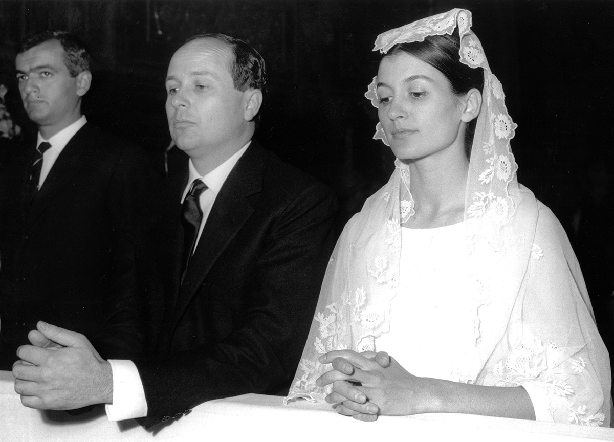Milano, addio a Carla Fracci. La ballerina aveva 84 anni. Foto Milano, addio a Carla Fracci. La ballerina aveva 84 anni. Foto