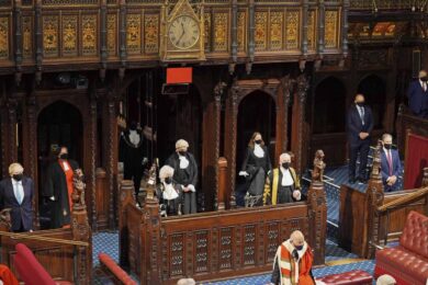 Molestie sessuali: parlamentare inglese sospeso per 6 settimane