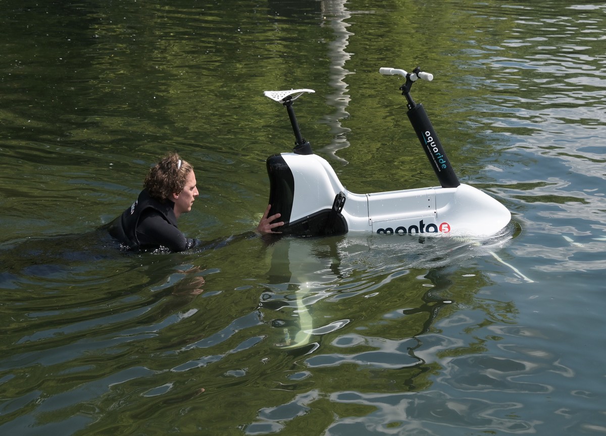 Manta 5 la bici acquatica dalla Nuova Zelanda al Lago Maggiore Manta 5 la bici acquatica dalla Nuova Zelanda al Lago Maggiore
