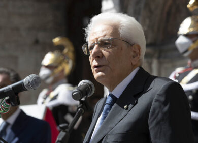 Strage di Brescia, Mattarella: “L’unità degli italiani difese la democrazia”