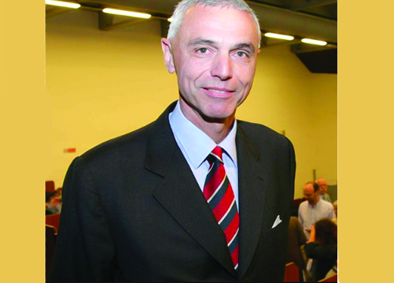 Vaccino adolescenti dai 12 ai 15 anni, Palù: “Entro lunedì arriverà ok Aifa” Vaccino adolescenti dai 12 ai 15 anni, Palù: “Entro lunedì arriverà ok Aifa”