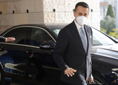 Di Maio, scuse all’ex sindaco di Lodi: Uggetti? Sbagliammo. No alla gogna
