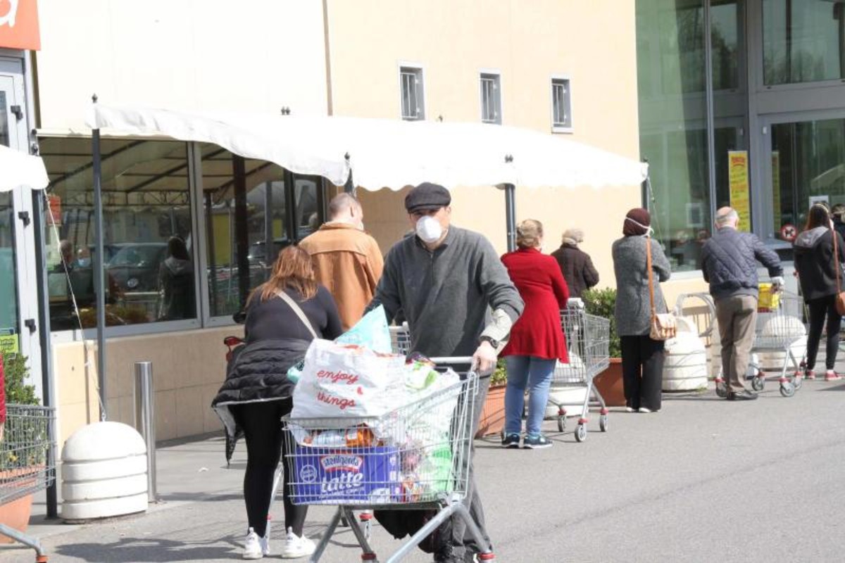 Buoni Covid intascati in modo truffaldino: Reggio Calabria, 13 sanzionati Buoni Covid intascati in modo truffaldino: Reggio Calabria, 13 sanzionati