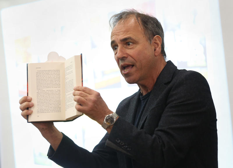 James Bond, il 3°romanzo di Horowitz “inizierà con la morte di un personaggio” James Bond, il 3°romanzo di Horowitz “inizierà con la morte di un personaggio”