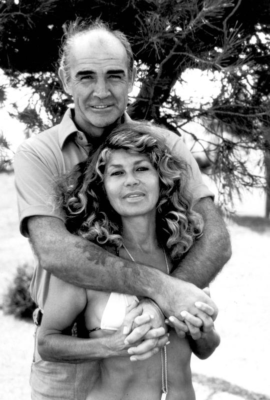 James Bond, il 3°romanzo di Horowitz “inizierà con la morte di un personaggio” James Bond, il 3°romanzo di Horowitz “inizierà con la morte di un personaggio”