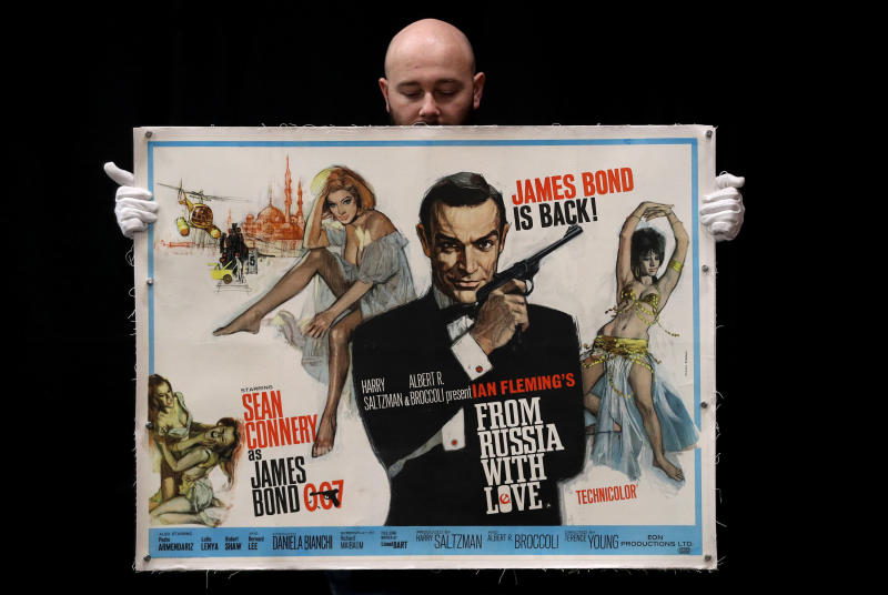 James Bond, il 3°romanzo di Horowitz “inizierà con la morte di un personaggio” James Bond, il 3°romanzo di Horowitz “inizierà con la morte di un personaggio”