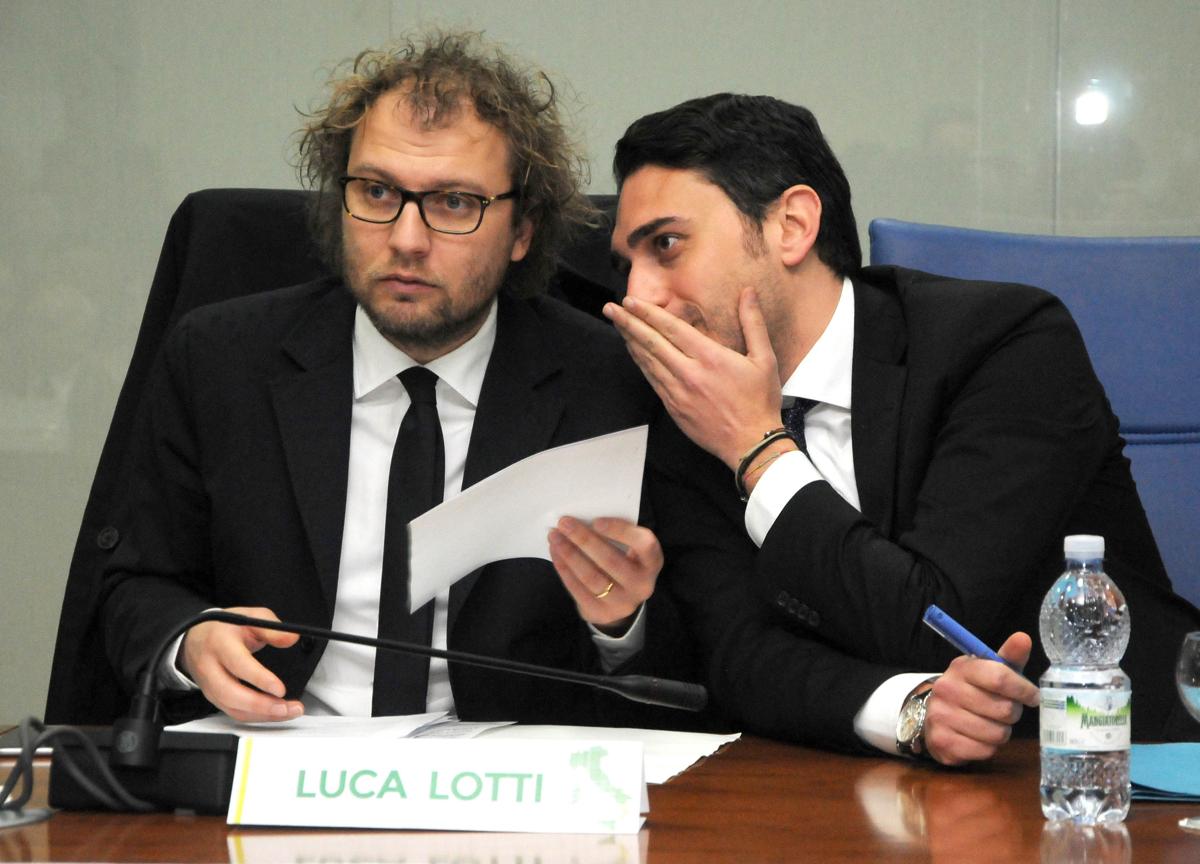Calabria, il Pd perde il suo candidato. Nicola Irto si autoesclude: “Rinuncio” Calabria, il Pd perde il suo candidato. Nicola Irto si autoesclude: “Rinuncio”