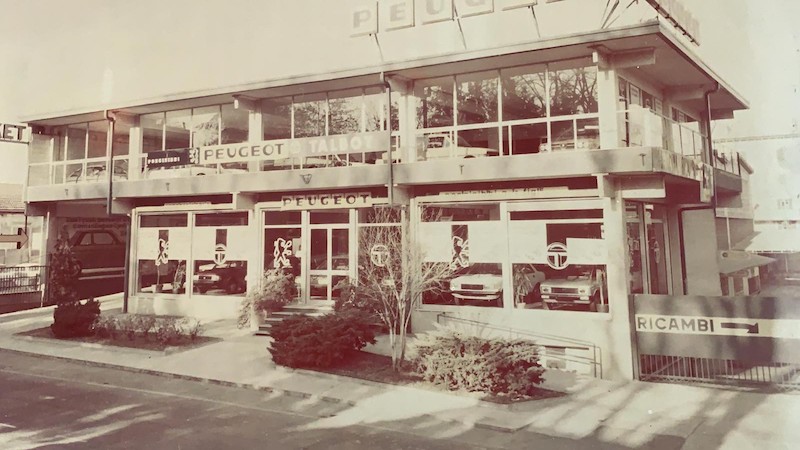 Stellantis: il nuovo logo Peugeot nelle concessionarie Italiane