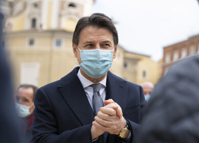 Conte manda a casa l’80% del M5S e fa infuriare il Pd. Elezioni nel 2022?