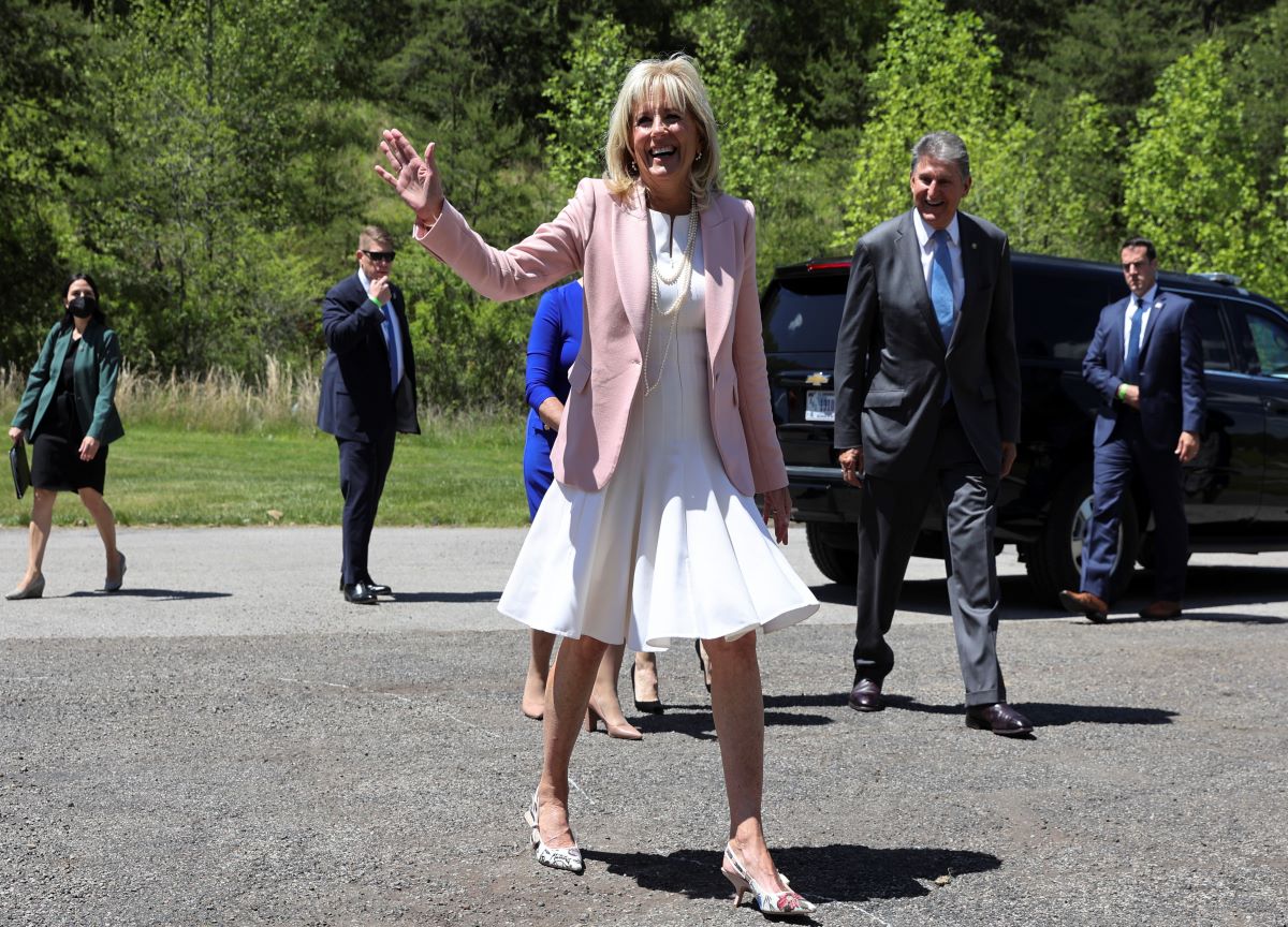 Jill Biden, i 70 anni della dottoressa B, ex cheerleader ribelle da sempre Jill Biden, i 70 anni della dottoressa B, ex cheerleader ribelle da sempre