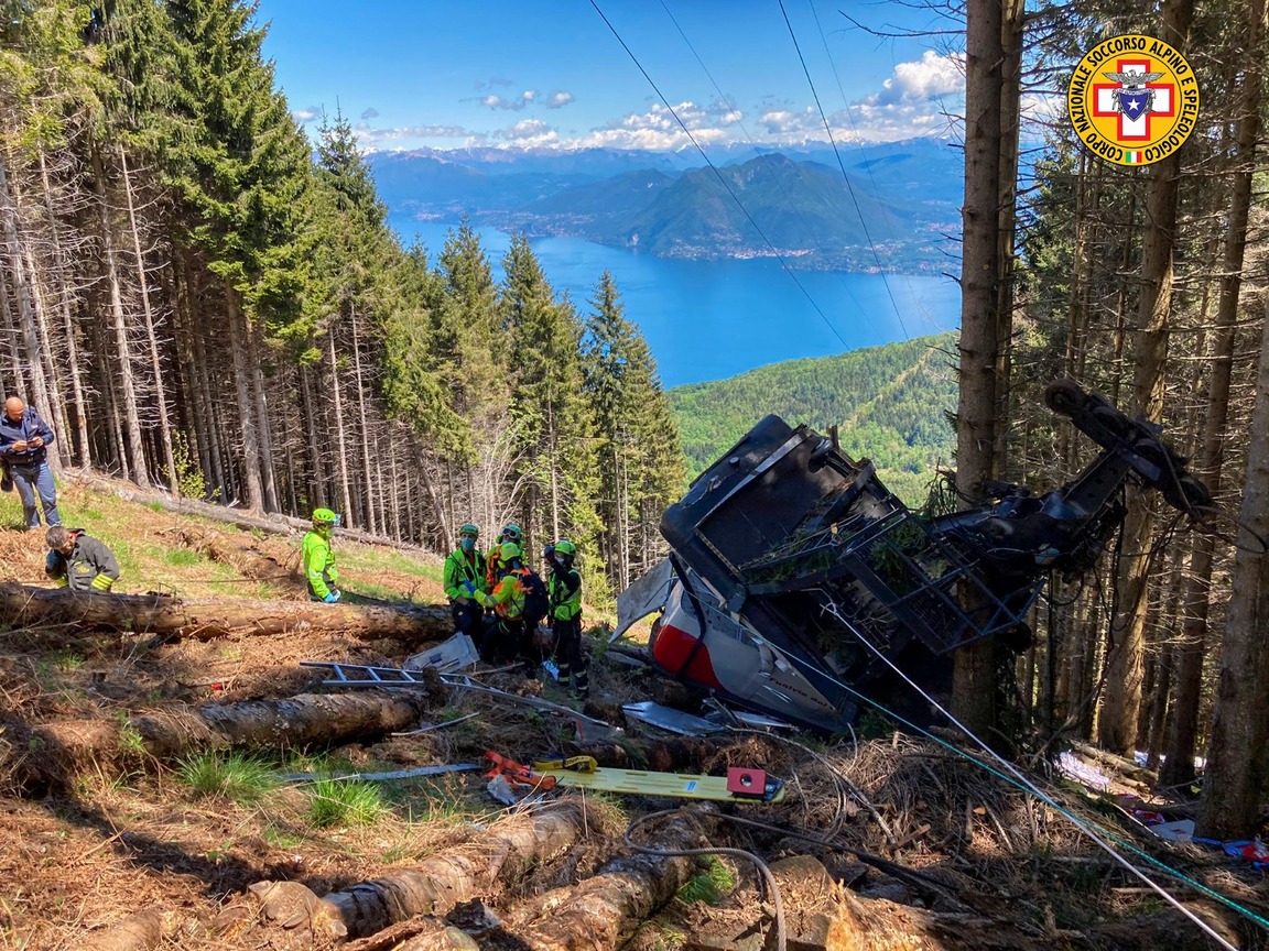 Strage Stresa, “Giro di prova freni fatto con 12 turisti in cabina”. L’ordine